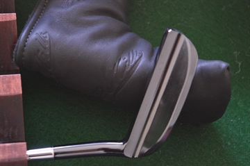 T.P.Mills Co. Golf Putter  Hand Made 8802 Model Blade in Black Oxide - DEMO MODEL